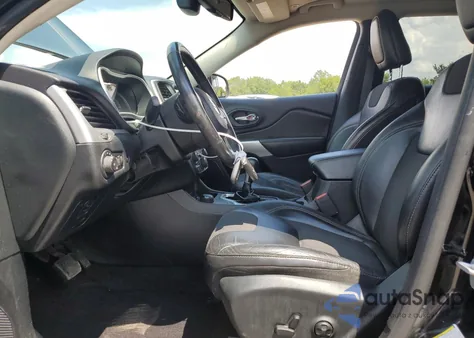 2018 Jeep Cherokee Latitude Plus из США, поврежденный, VIN 1C4PJMLXXJD513844